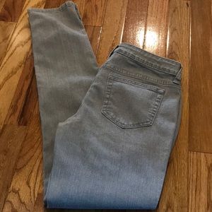 Skinny Gray~Grommets at Pockets ☑️